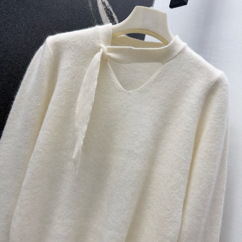 chr1st1an D10r sweaters